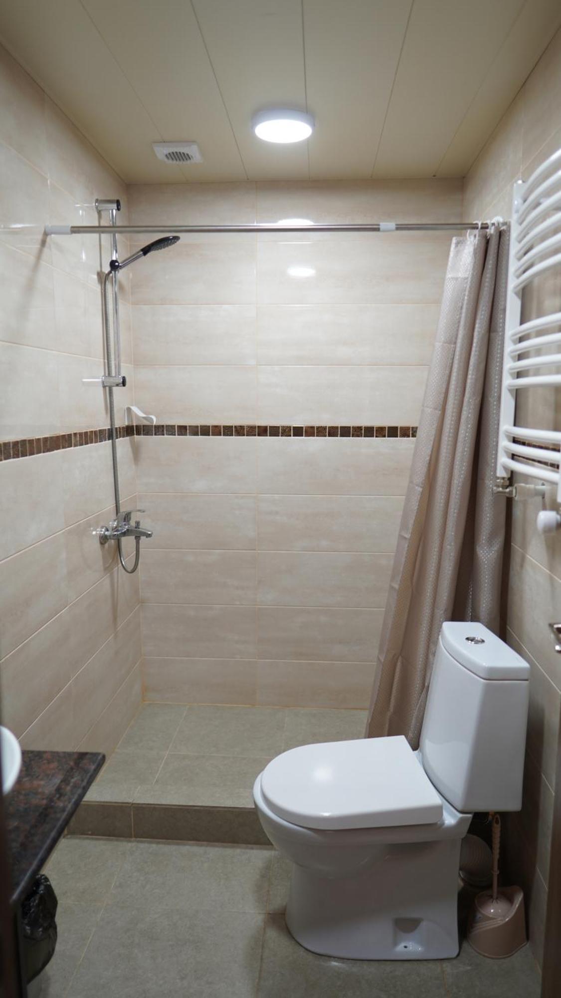 Archil And Nino Gigauri Guest House Kazbegi Exterior foto